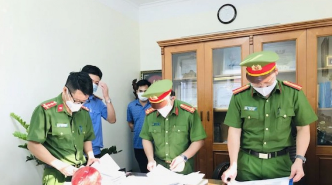 Giám đốc nhà đất lừa đảo chiếm đoạt 60 tỷ của hơn chục người, bỏ trốn sang châu Phi vẫn bị bắt giữ - Hình 2