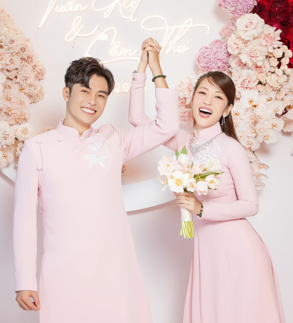 Gin Tuấn Kiệt nhận tiền ở sự kiện liền đưa hết cho Puka, hé lộ vợ vẫn giữ được điều này hậu đám cưới - Hình 7