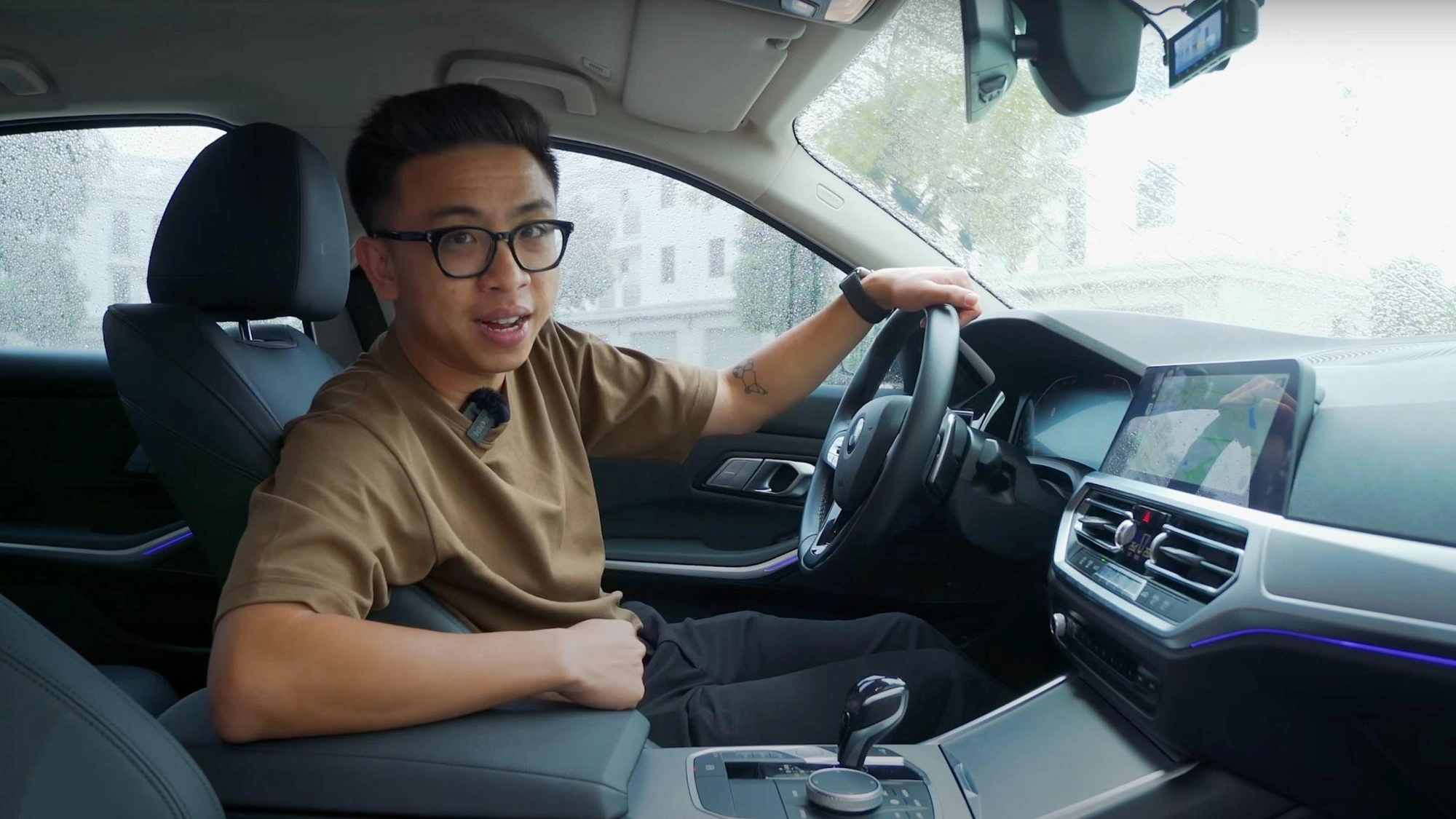 Tân Một Cú: Thiếu gia Hà Thành, con trai chủ hệ thống phở Lý Quốc Sư, Youtuber sở hữu tài sản khủng - Hình 5