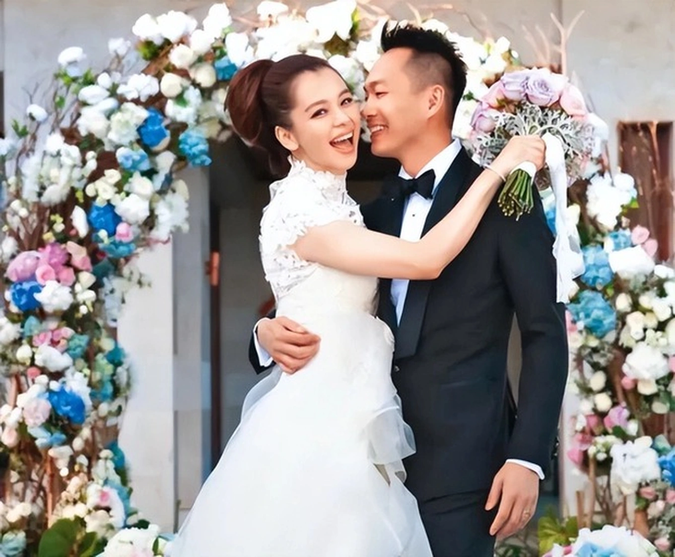 Từ Nhược Tuyên ly hôn chồng sau 9 năm chung sống, tin đồn ngoại tình Vương Lực Hoành bị đào lại - Hình 2