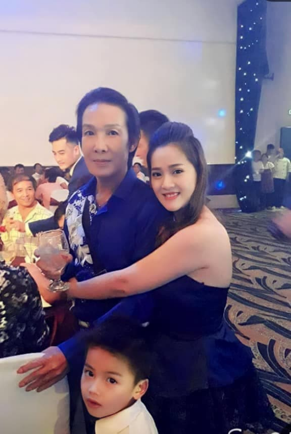 Con gái Vũ Linh bị 1 diễn viên tố cáo phải đăng đàn xin lỗi, hé lộ người quản lý tài sản của ba mình - Hình 2