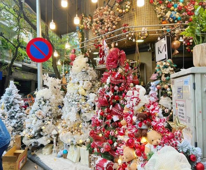 Những địa điểm vui chơi ở Hà Nội không thể bỏ qua vào dịp Giáng sinh - Hình 1