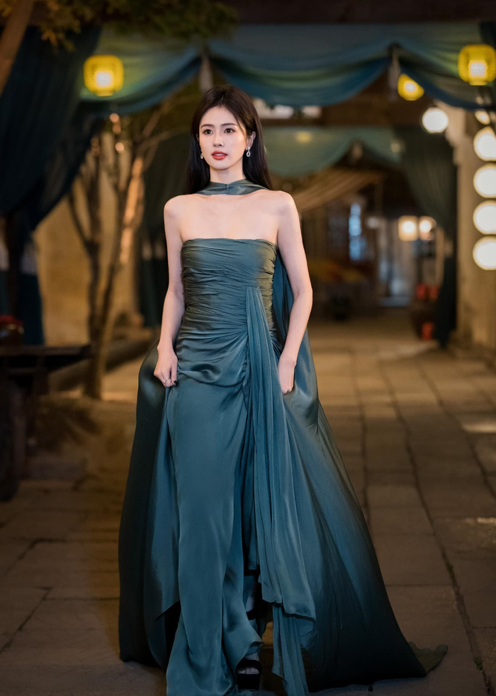 Bạch Lộc hơn thua với Cúc Tịnh Y bị phản ứng ngược, còn lộ cả ảnh nhạy cảm bên Trương Lăng Hách - Hình 1