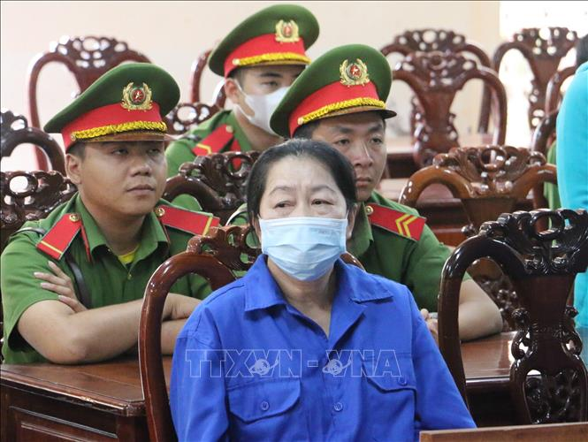 Trùm Mười Tường và hai cựu cán bộ công an, hầu tòa lần 2 vụ án trốn thuế 800 tỷ đồng - Hình 5