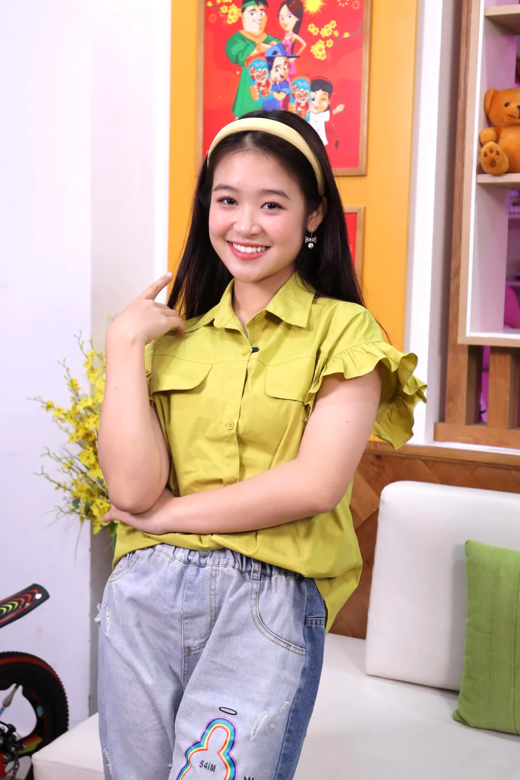 Anh trai hoa hậu nhí Bảo Ngọc nổi đóa với Thơ Nguyễn, chất vấn nữ youtuber 1 câu khiến cô cứng họng? - Hình 1