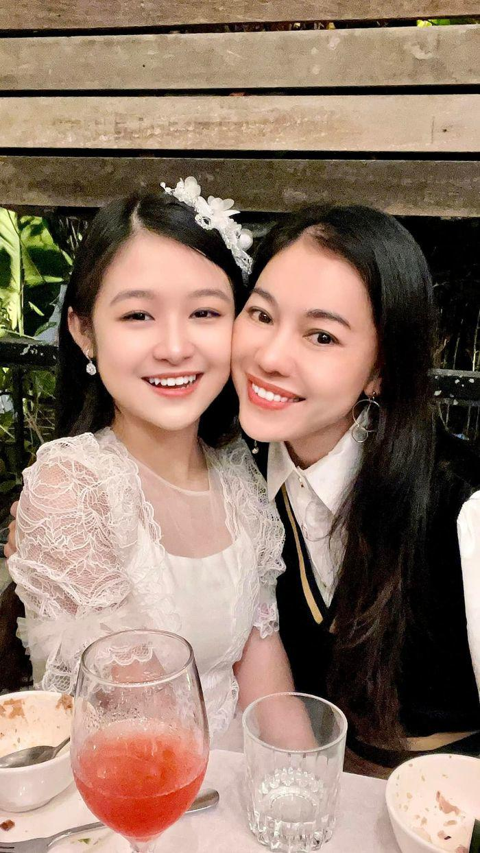 Bảo Ngọc - Sao nhí được kỳ vọng thành Hoa hậu tương lai và ồn ào khiến youtuber Thơ Nguyễn giải nghệ - Hình 3