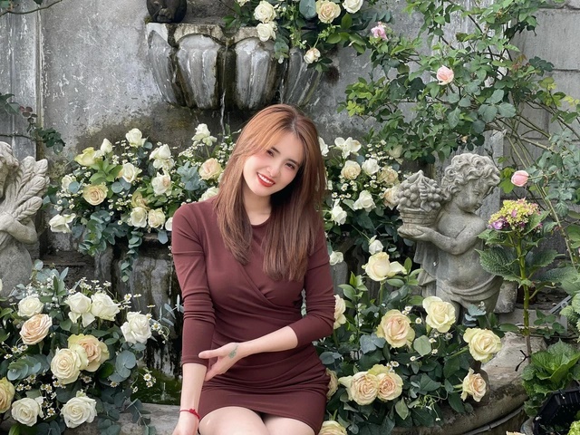 Lê Khánh Chi: Em gái Công Vinh từng ầm ĩ vụ tiểu tam ở Singapore, về nước đổi đời, sống sang chảnh - Hình 7