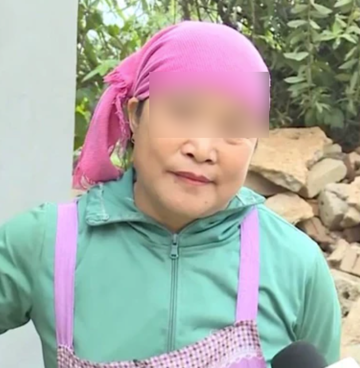 Lộ chi tiết bất thường vụ 11 học sinh ăn 2 gói mì chan cơm, lời khai của người nấu gây bàng hoàng - Hình 3