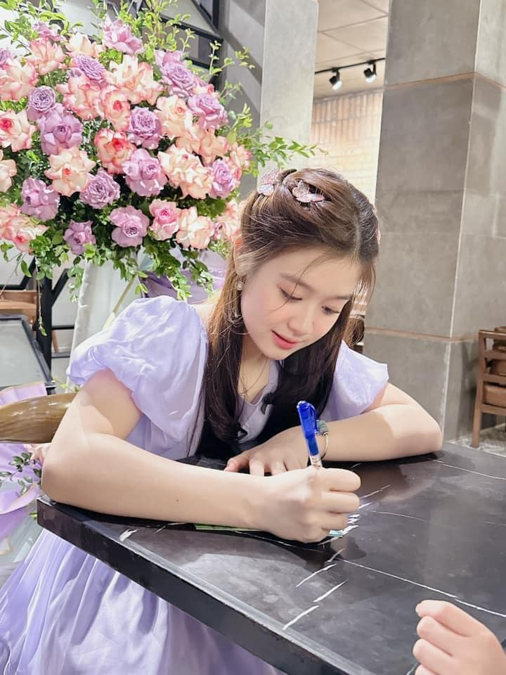Anh trai Bảo Ngọc nghi em gái bị 1 youtuber hại bằng bùa ngải, xin kẹp tóc để gắn lên đầu Kumanthong - Hình 6