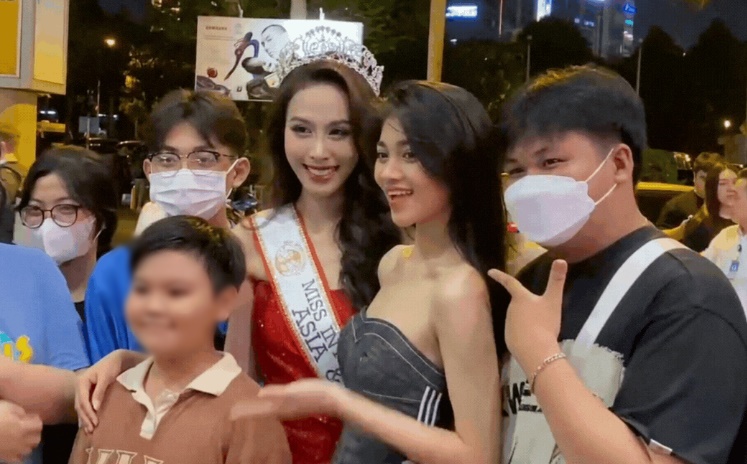 Ngọc Hằng về Việt Nam trình làng vương miện Á 2 MIC, Minh Kiên để mặt mộc chặt chém nhan sắc - Hình 4