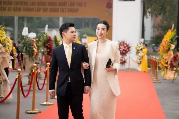 Đỗ Mỹ Linh khoe thần thái chuẩn dâu hào môn, được ông xã làm 1 việc chứng minh độ cưng vợ? - Hình 3