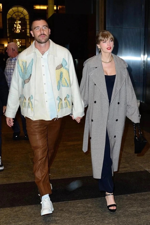 Taylor Swift vướng nghi vấn đã làm đám cưới bí mật, danh tính chú rể không phải bạn trai hiện tại? - Hình 6