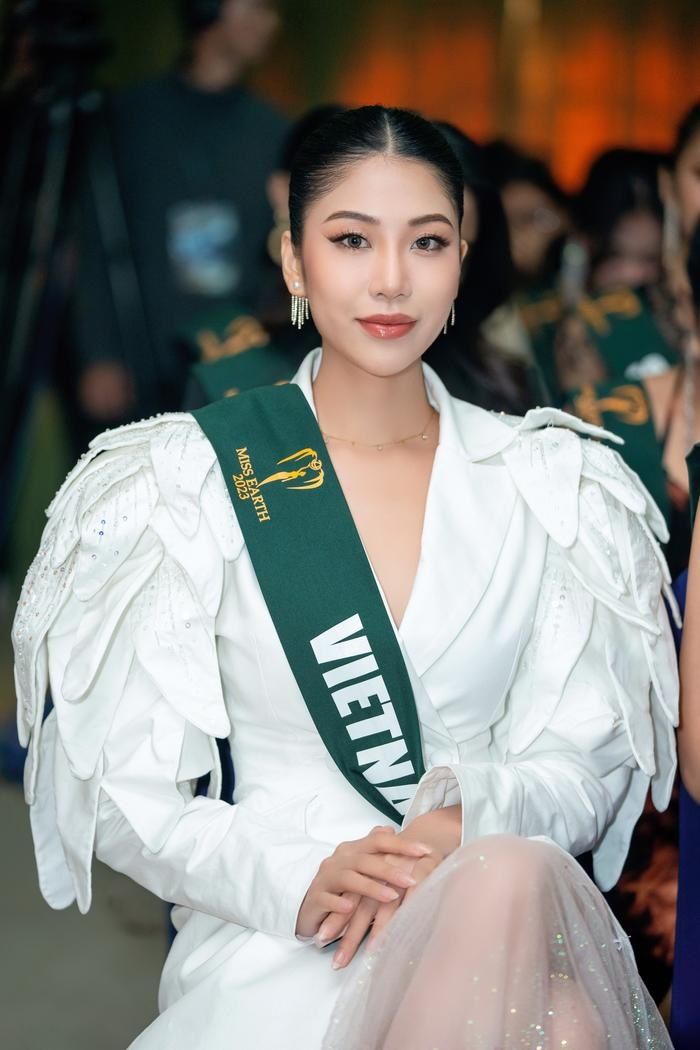 HH Lan Anh gặp nguy trước thềm chung kết ME, dàn đối thủ sừng sỏ chiếm ngôi, netizen lo bại trận - Hình 3