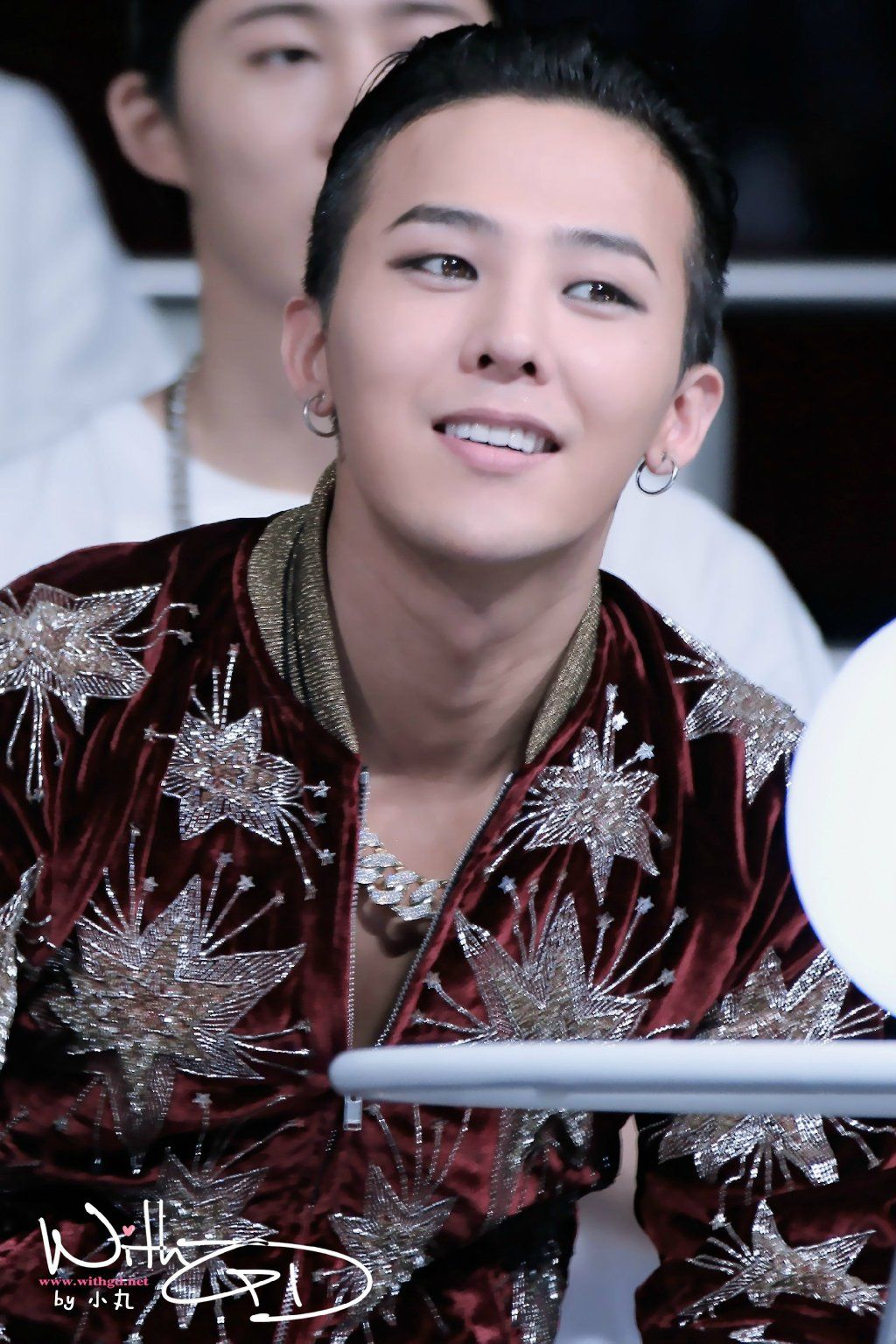 G-Dragon chính thức tạm biệt YG sau gần 2 thập kỷ gắn bó, điều gì khiến người hâm mộ nuối tiếc nhất? - Hình 3