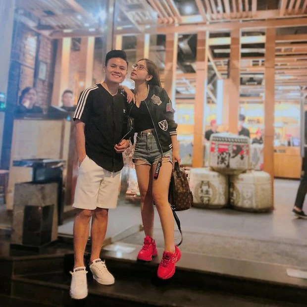 Bà hàng xóm nhà Chu Thanh Huyền nói về Quang Hải, vô tình để lộ việc làm đặc biệt từ 1 tháng trước - Hình 6