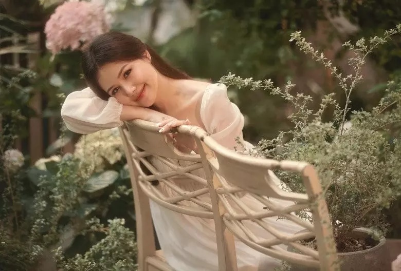 Phanh Lee: Hotgirl đá sân làm diễn viên, sống sang chảnh khi là phu nhân tập đoàn nghìn tỷ - Hình 1