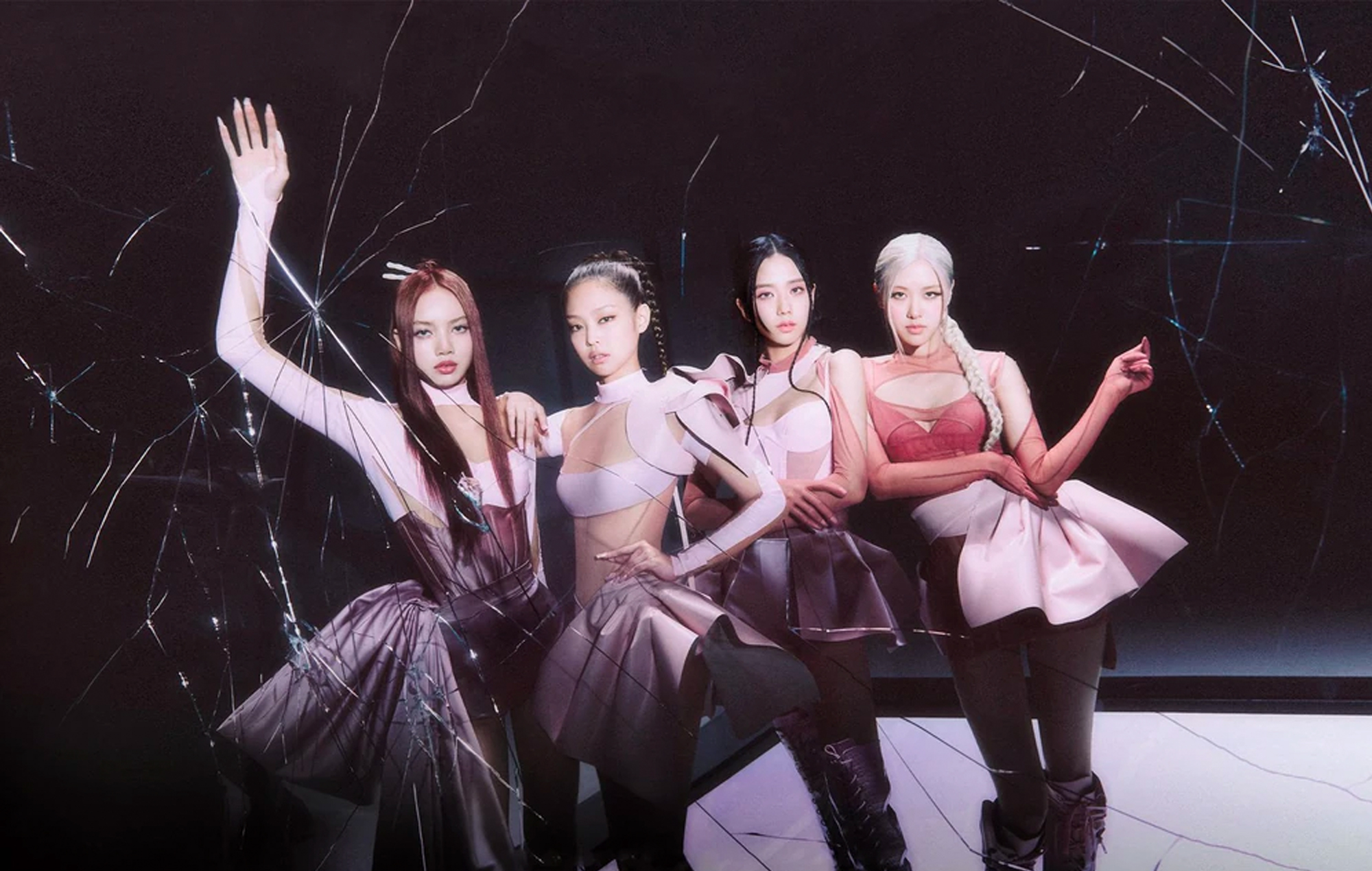 BLACKPINK và sự thật việc tái ký hợp đồng với YG, ký nhóm và cá nhân khác biệt ra sao? - Hình 1