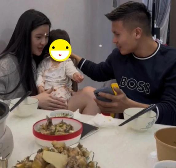 Quang Hải bất ngờ bị tiết lộ chuyện động trời không phải ai cũng biết với Chu Thanh Huyền - Hình 5