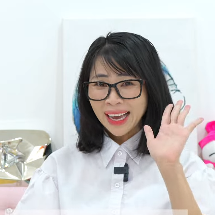 Thơ Nguyễn làm từ thiện liền bị nói tẩy trắng, nổi đóa tuyên bố không bao giờ quay trở lại - Hình 1