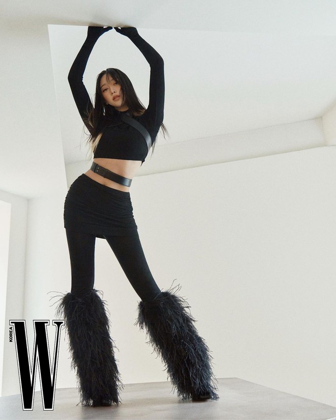 Dispatch bị lộ manh mối về cặp đôi KPOP sắp khui, Jennie lên tiếng về chuyện động trời - Hình 4