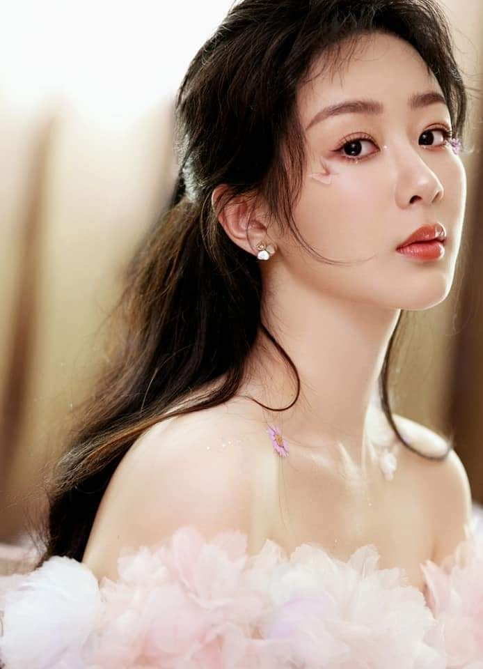 Dương Tử hàn gắn với Đàn Kiện Thứ trong đêm giao thừa, Triệu Lộ Tư gây tranh cãi - Hình 1