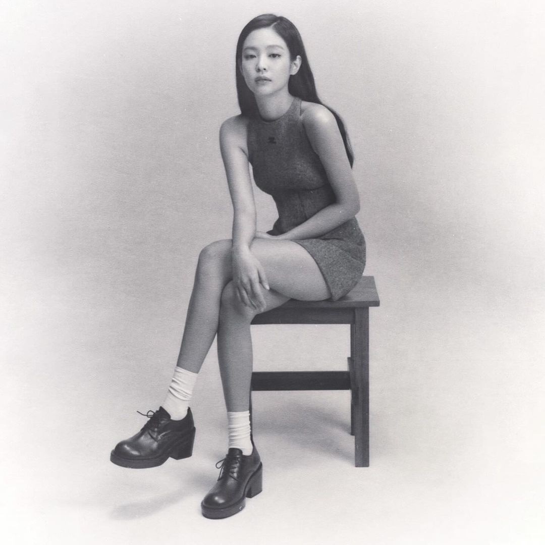 Jennie (BLACKPINK) vừa ra riêng đã hại YG điêu đứng, bất ngờ gặp phải đối thủ đáng gờm - Hình 1