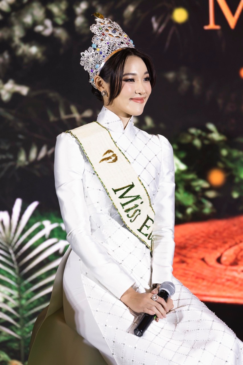 Mina Sue Choi bày tỏ ngưỡng mộ 1 nàng hậu Việt Nam đang được ủng hộ thi Miss Universe - Hình 2