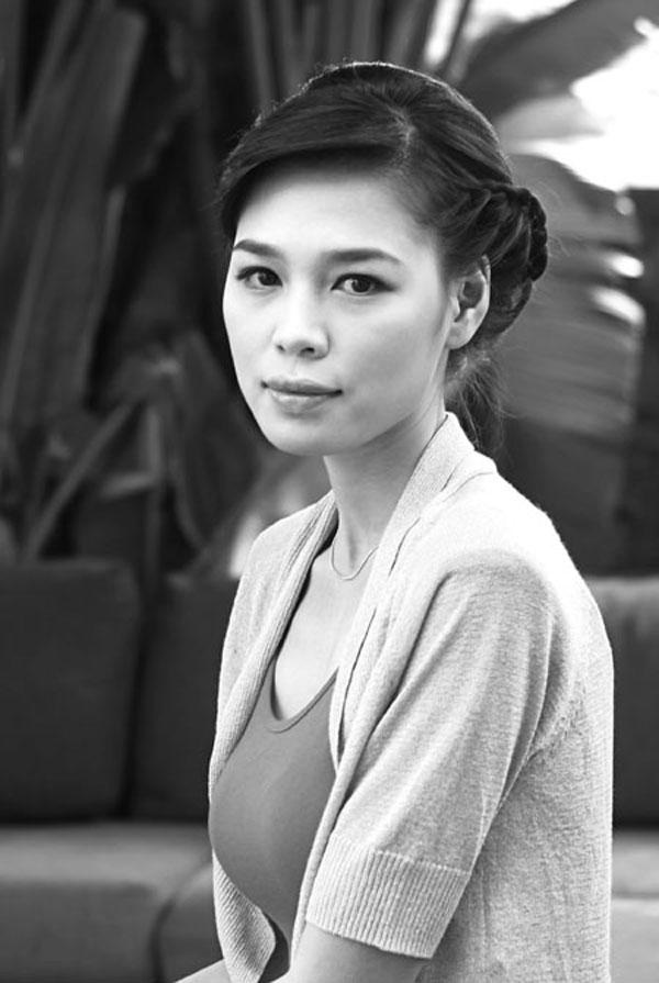 Bà xã BTV thời sự Lê Quang Minh hiếm hoi khoe ảnh, gây sốt với nhan sắc trâm anh thế phiệt - Hình 6