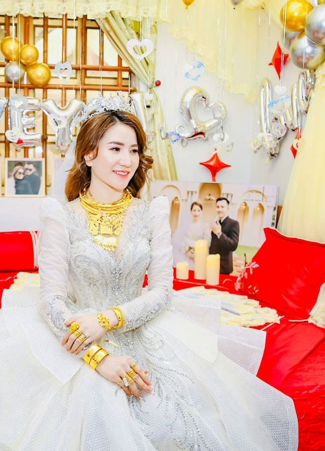Cô dâu Thanh Hóa đeo 28 cây vàng, nhận 1 tỷ của hồi môn hé lộ hôn nhân gặp sóng gió, suýt ly hôn - Hình 1