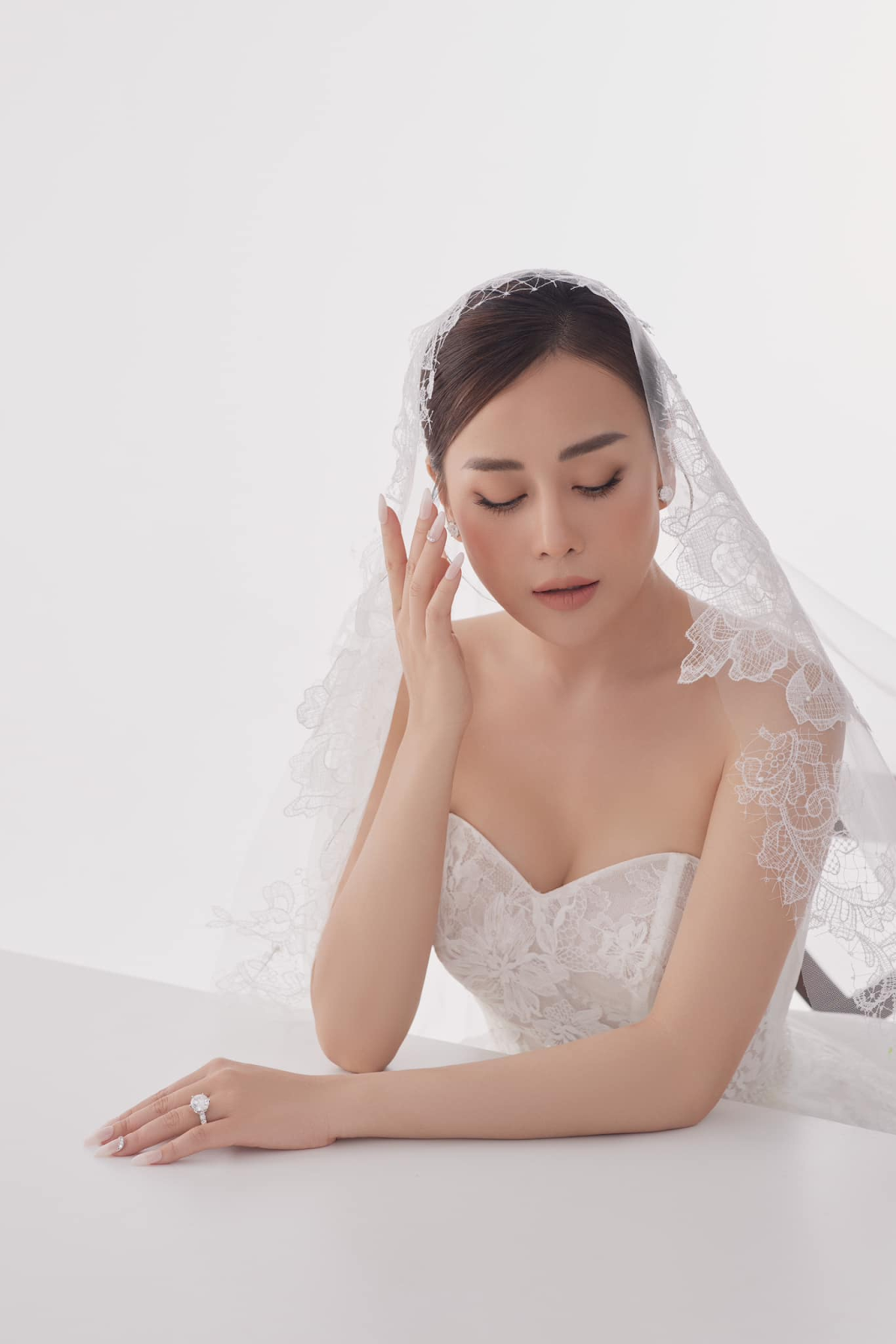 Phương Oanh tung bộ ảnh cưới lung linh sau thông báo hoãn tổ chức lễ cưới với Shark Bình - Hình 3