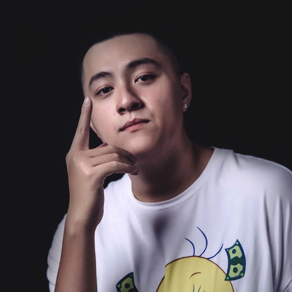 Fabo Nguyễn: Youtuber gia thế khủng, từng khoe 1 buổi shopping với vợ hết 2,5 tỷ - Hình 8