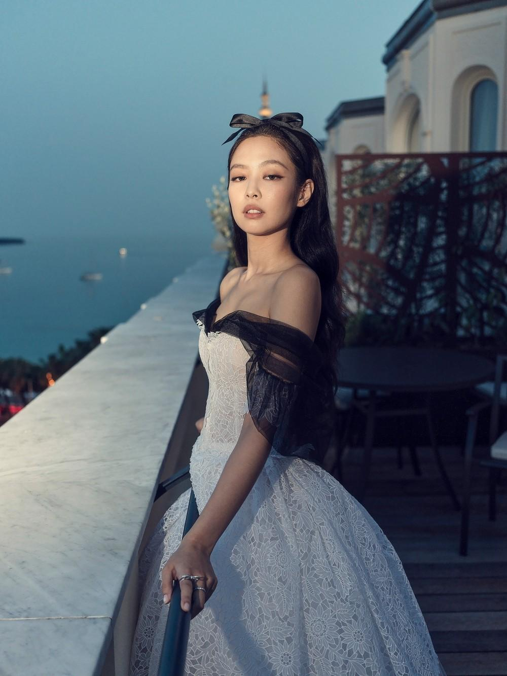 Jennie (BLACKPINK) kéo nhân viên YG sang label riêng, danh tính chẳng ai xa lạ - Hình 5