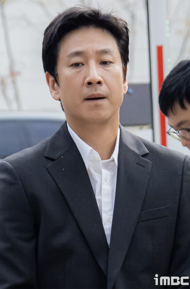 Lee Sun Kyun đã được mai táng nhưng nhiều uẩn khúc bị lộ, bắt khẩn cấp 1 người - Hình 3