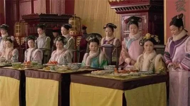 Từ Hi Thái Hậu từng ăn 300 trái dưa hấu 1 lần, thói quen xa xỉ khó ai chấp nhận - Hình 2
