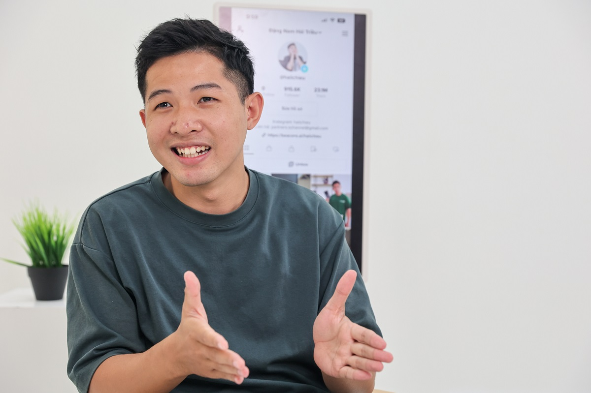 Đặng Nam Hải Triều - chàng VJ của Schannel, có tất cả nhưng thiếu tích xanh - Hình 1
