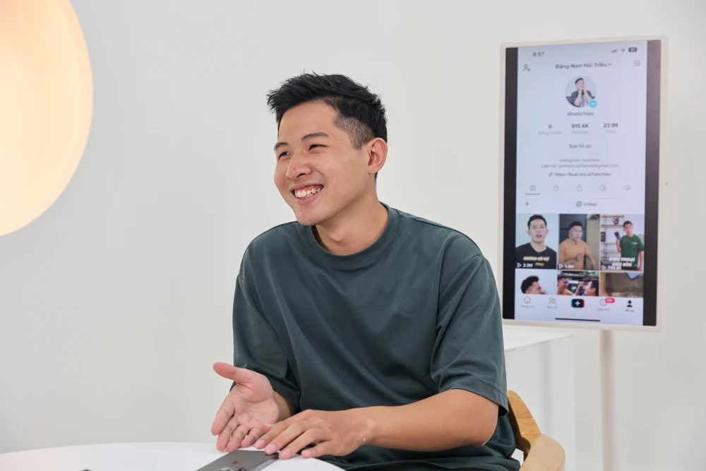 Đặng Nam Hải Triều - chàng VJ của Schannel, có tất cả nhưng thiếu tích xanh - Hình 5