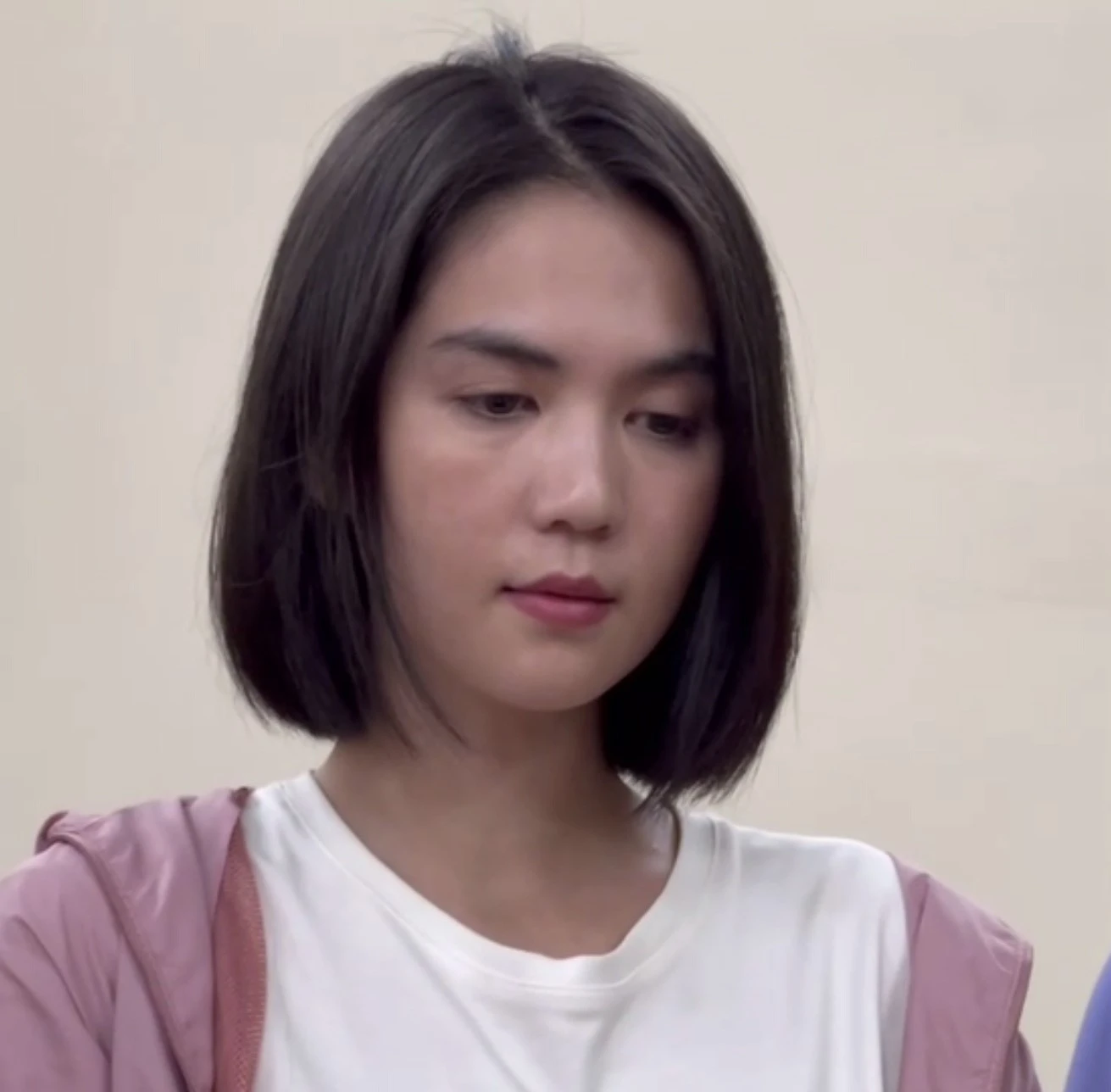 Ngọc Trinh nghi sắp tại ngoại sau khi cho sáng đèn loạt tài khoản MXH, luật sư lên tiếng nói rõ - Hình 7