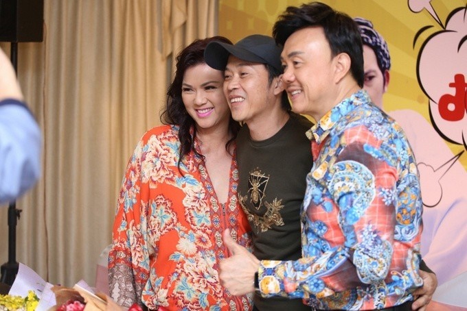 Hoài Linh giữ thói quen làm điều này cho người bạn thân quá cố Chí Tài khi vừa sang Mỹ? - Hình 6