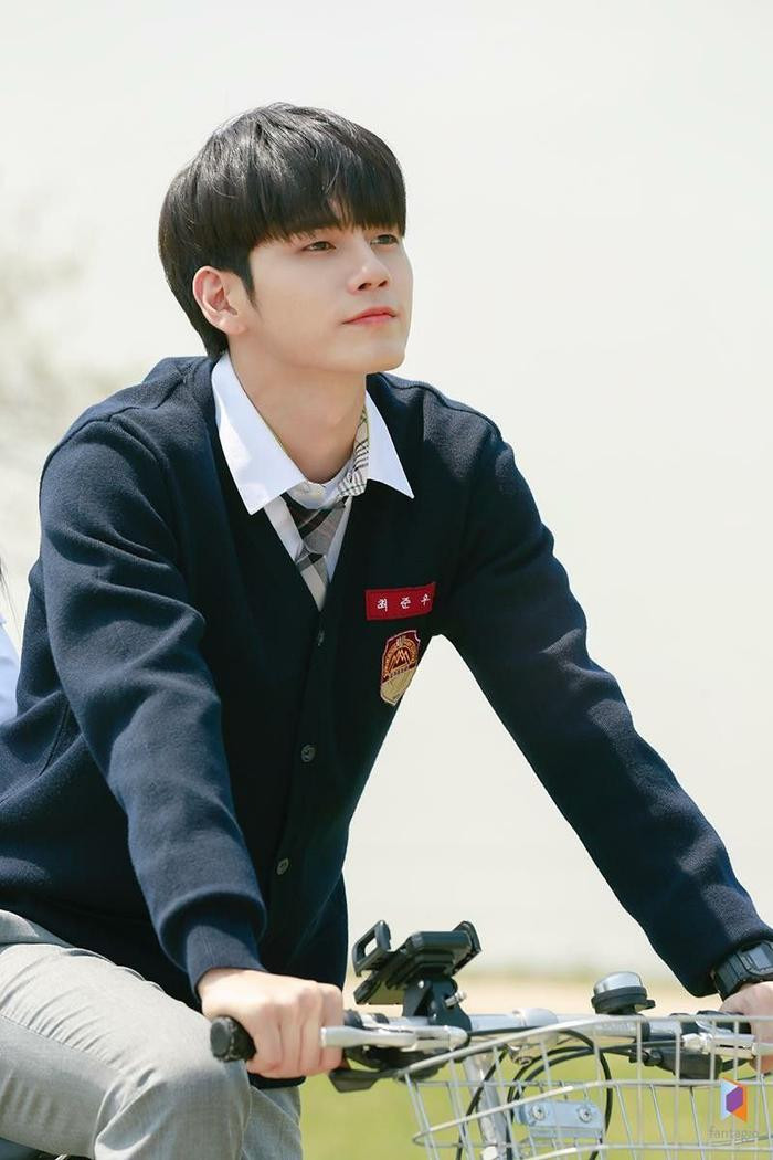 Ong Seong Woo: Từ thần tượng trong nhóm nhạc đình đám đến nam chính bộ phim được đón chờ nhất 2023 - Hình 5