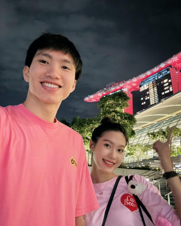 Doãn Hải My gặp biến căng tại sân bay Singapore, đăng đàn than đau khiến fan lo sốt vó - Hình 1