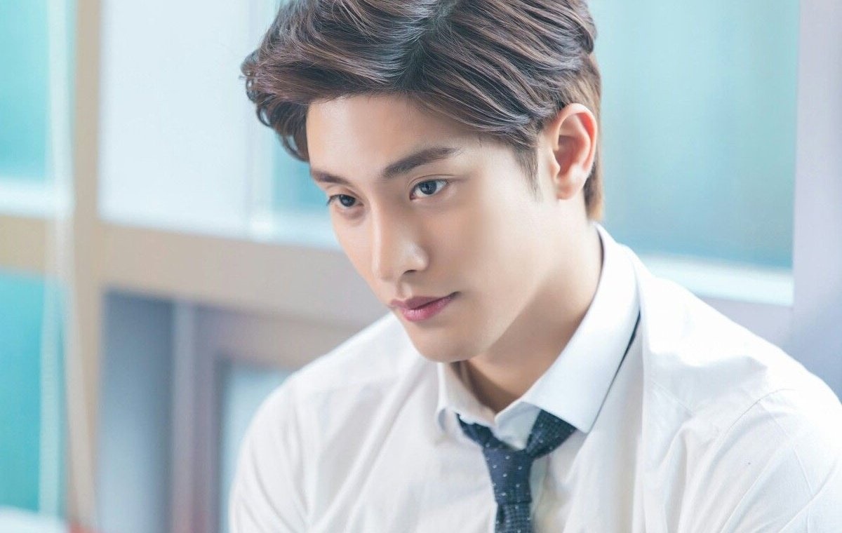 Sung Hoon: Từ VĐV bơi tuyển quốc gia thành mỹ nam màn ảnh Hàn, từng nên duyên cùng Hoàng Yến Chibi - Hình 5
