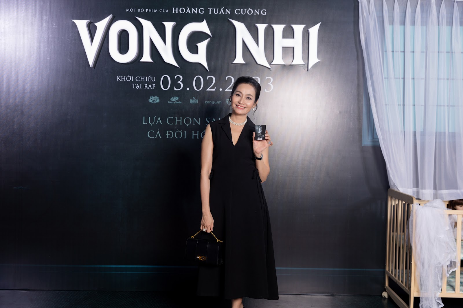 Phản ứng bất ngờ của ông xã Lê Phương khi thấy vợ và Quốc Huy hôn nhau đắm đuối - Hình 9