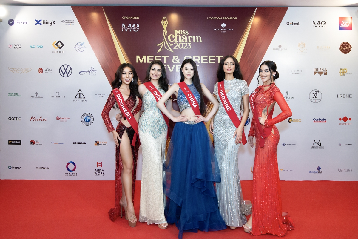 Dàn thí sinh Miss Charm gây sốt với màn hô tên tại buổi gặp gỡ báo chí - Hình 9