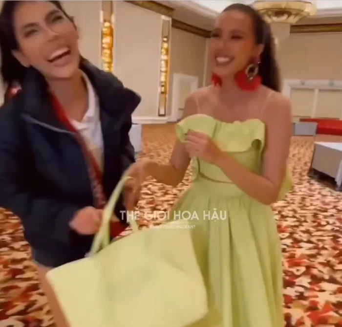 Miss Charm bị chê phèn: Dàn thí sinh quốc tế tỏ thái độ 180 độ, chung kết sẽ chuyên nghiệp hơn - Hình 10