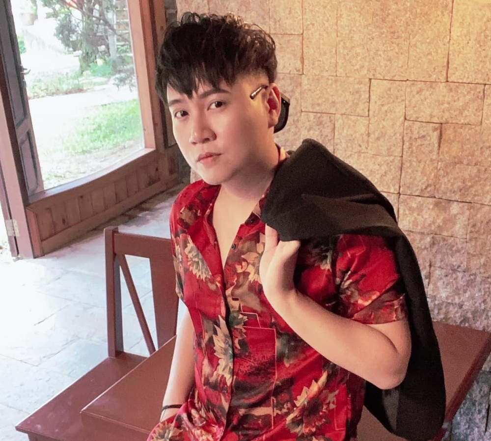 Vương Anh Tú: Hit maker quyết tâm giảm 30kg để thành ca sĩ, thừa nhận từng ngoại tình - Hình 1
