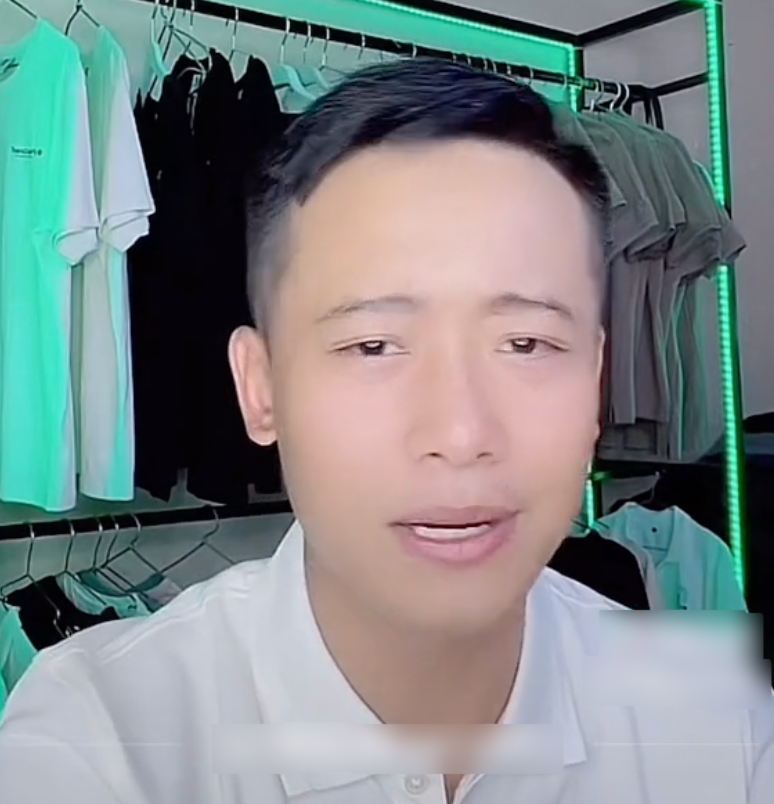 Quang Linh buồn bã tiết lộ lý do không cho Lôi Con hát nhiều trên livestream: Fan rơi nước mắt - Hình 5