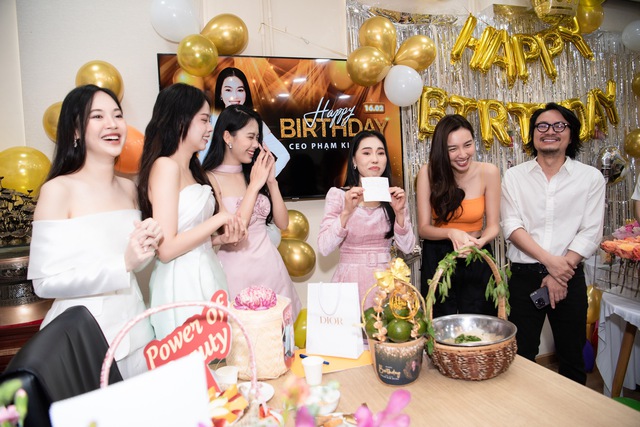 HHVN Thanh Thủy đụng độ với Thùy Tiên, lần đầu phát ngôn sốc về đàn chị chung nhà - Hình 1