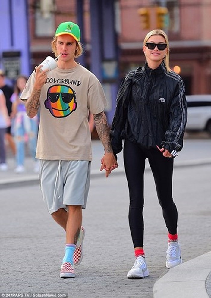 Kendall Jenner gặp biến cực căng, bạn thân Hailey Bieber có động thái chấn động cõi mạng - Hình 4