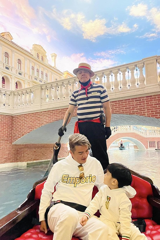 Đàm Vĩnh Hưng lo lắng tiết lộ về sức khỏe con trai, nhiều cô chú còn xin gửi thuốc cho Polo Huỳnh - Hình 5