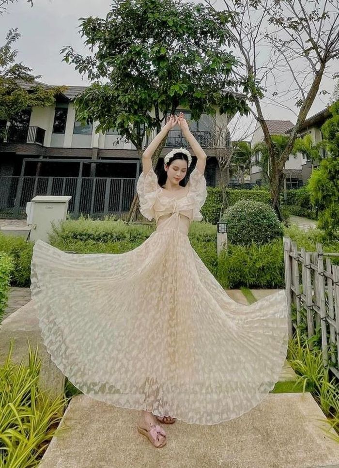 Diện b.ikini Á hậu chuyển giới Tường Vi khoe dáng nuột miễn chê - Hình 12